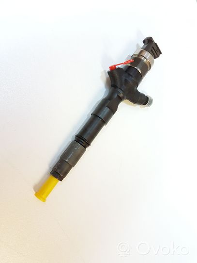 Toyota Hilux (AN10, AN20, AN30) Injecteur de carburant 2367030400