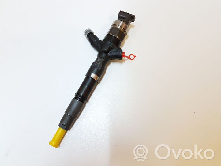 Toyota Hilux (AN10, AN20, AN30) Injecteur de carburant 2367030400