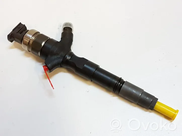 Toyota Hilux (AN10, AN20, AN30) Injecteur de carburant 2367030400