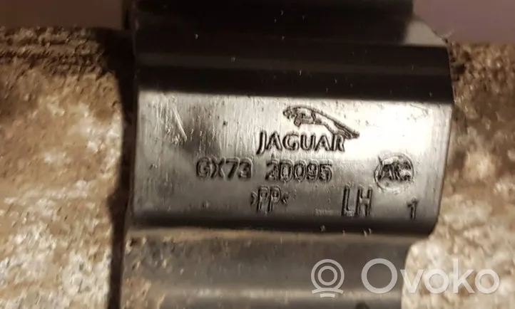 Jaguar XE Takatukivarsi GX732D095