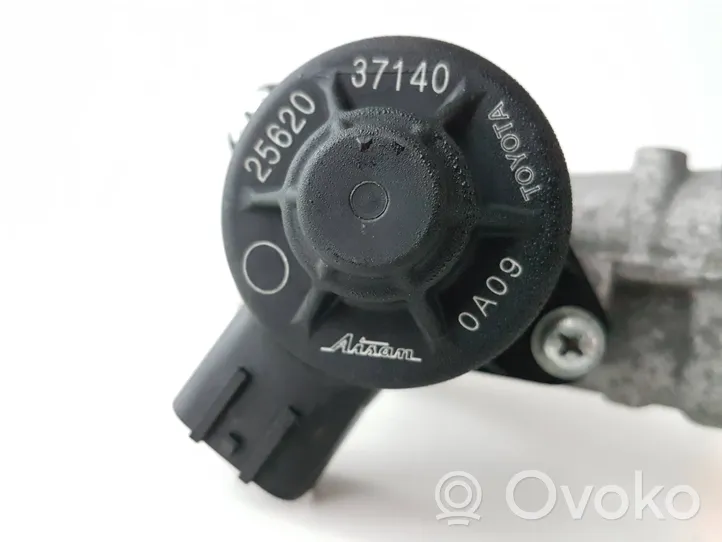 Toyota C-HR Valvola EGR 2562037140