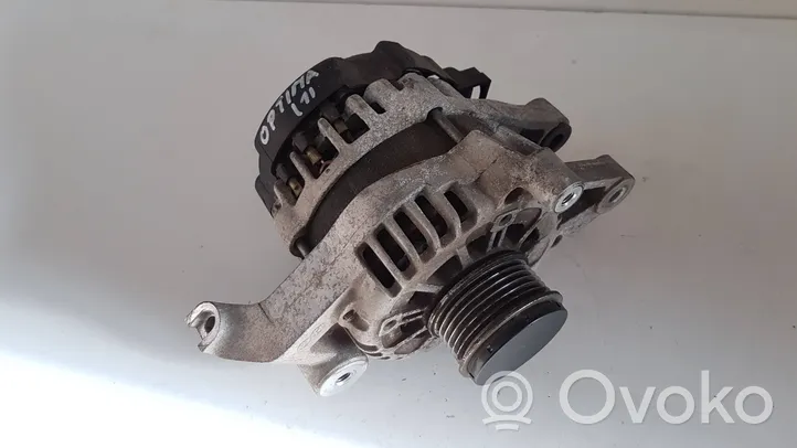 KIA Optima Generatore/alternatore 373002U000