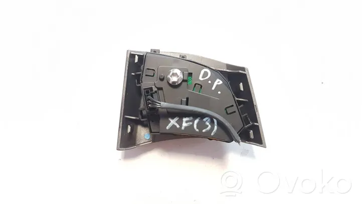 Jaguar XF Stūres pogas / slēdži 8X2314K147BA