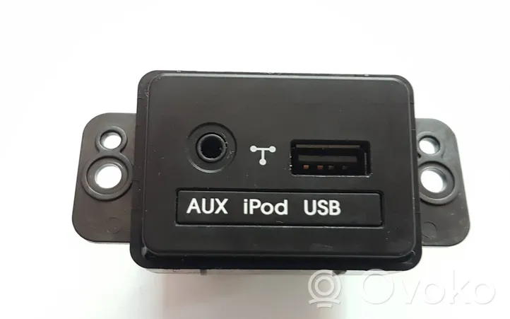 KIA Sorento Connettore plug in USB 961202P000