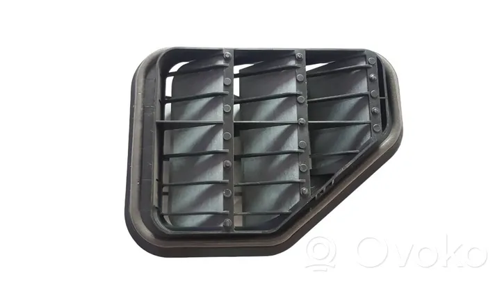 Volkswagen Tiguan Quarter panel pressure vent 5M0819465A