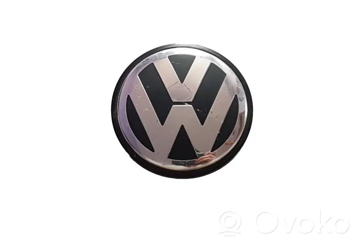 Volkswagen Tiguan Alkuperäinen pölykapseli 3B7601171