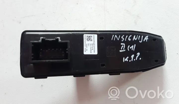 Opel Insignia B Interruttore di controllo dell’alzacristalli elettrico 23333505