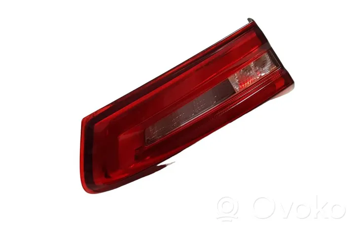 Ford Focus Tailgate rear/tail lights JX7B13A603TB