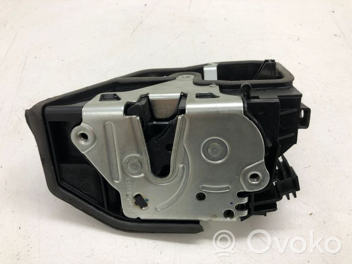 BMW 5 F10 F11 Serrure de porte arrière 7229459