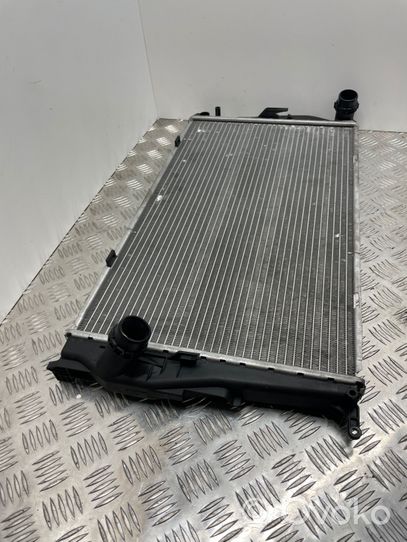 BMW 3 E90 E91 Радиатор охлаждающей жидкости 17117788903