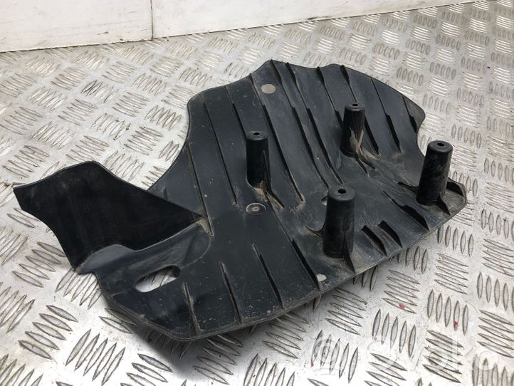 BMW 3 F30 F35 F31 Couvre soubassement arrière 6796138