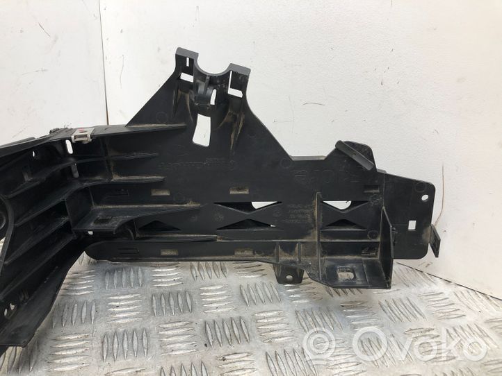 BMW 5 F10 F11 Halterung Scheinwerfer 51647200794