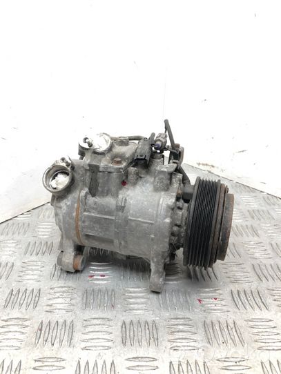 BMW 5 F10 F11 Ilmastointilaitteen kompressorin pumppu (A/C) GE4472603821