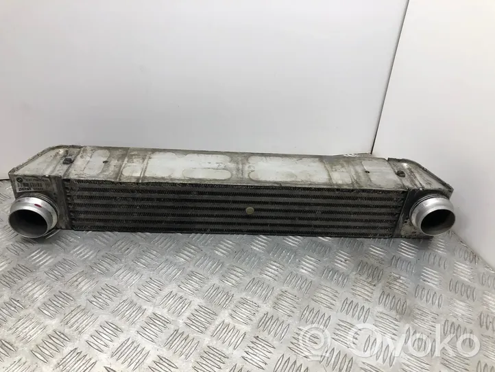 BMW 5 E60 E61 Chłodnica powietrza doładowującego / Intercooler 7787446