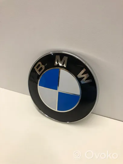 BMW 5 E60 E61 Manufacturer badge logo/emblem 51148132375