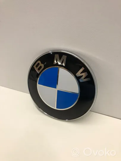 BMW 5 E60 E61 Gamintojo ženkliukas 51148132375