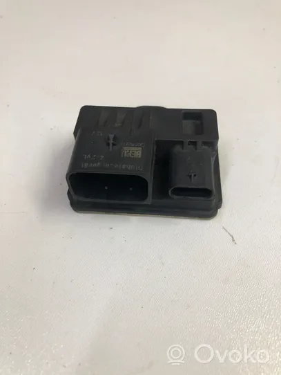 BMW 3 F30 F35 F31 Przekaźnik / Modul układu ogrzewania wstępnego 857008702