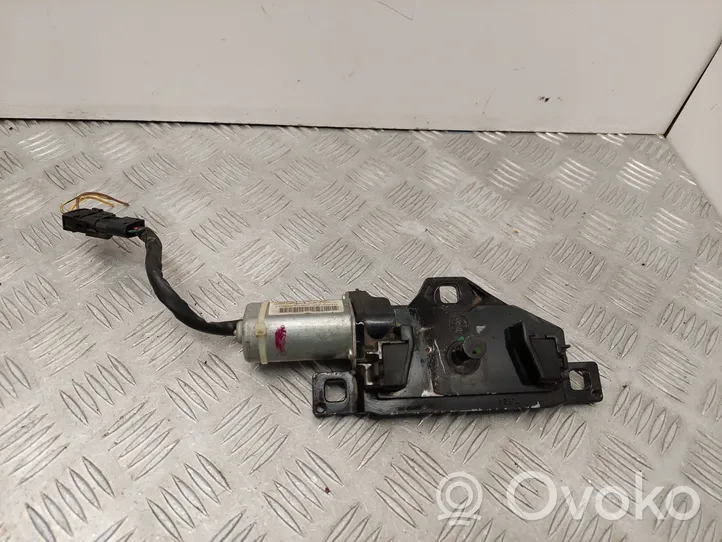 BMW 5 E60 E61 Motor de apertura del maletero/compartimento de carga 7129931