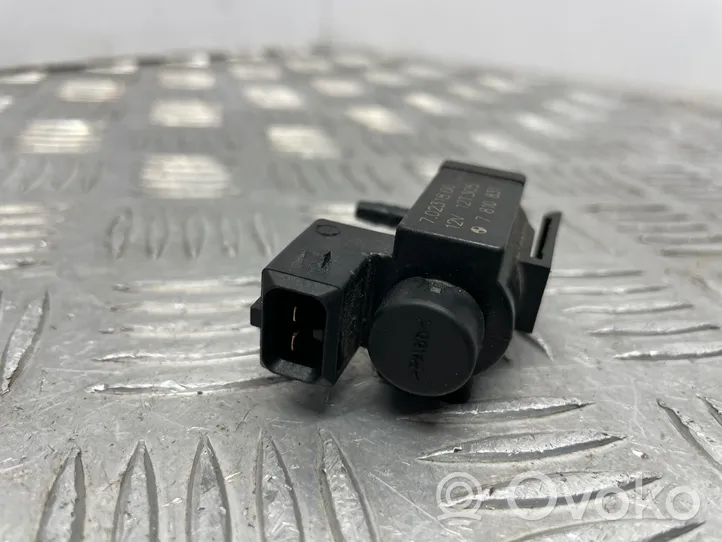 BMW 3 F30 F35 F31 Solenoidinis vožtuvas 7810831