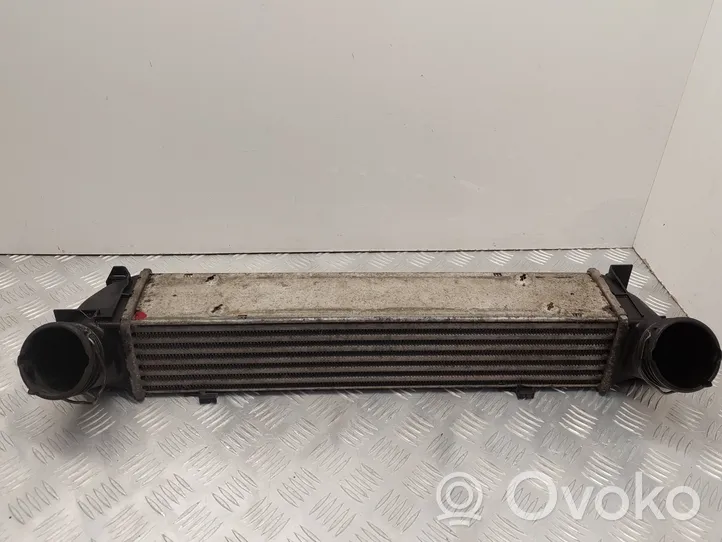 BMW 3 E90 E91 Intercooler radiator 7524916