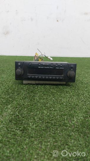 Mercedes-Benz E W124 Radio/CD/DVD/GPS-pääyksikkö be 7820