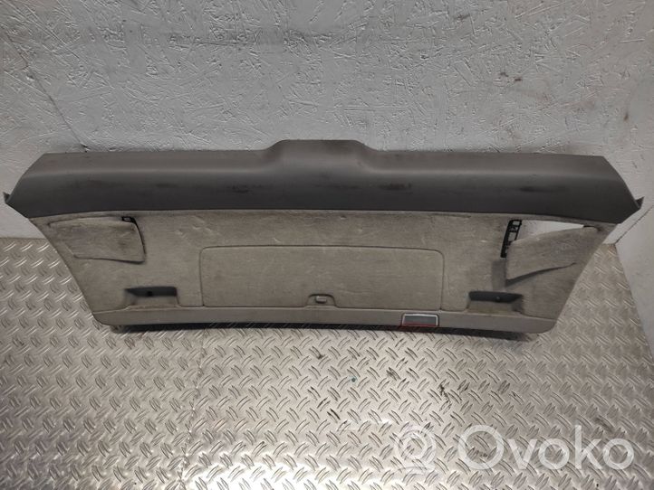 Audi A4 S4 B7 8E 8H Poszycie / Tapicerka tylnej klapy bagażnika 8E9867979B