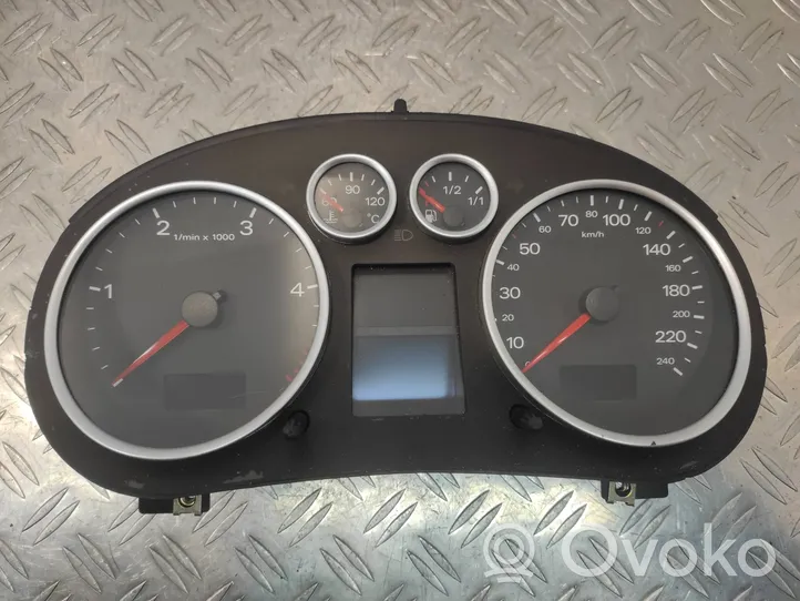 Audi A2 Compteur de vitesse tableau de bord 81117994