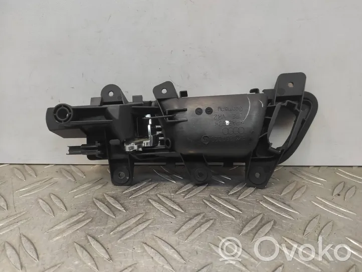 Audi A4 S4 B8 8K Maniglia interna per portiera anteriore 8K0837020