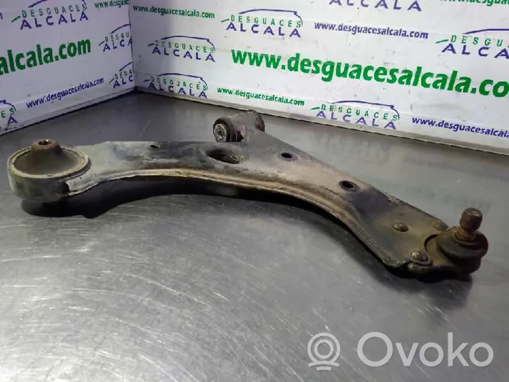 Opel Corsa D Triangle bras de suspension inférieur avant 