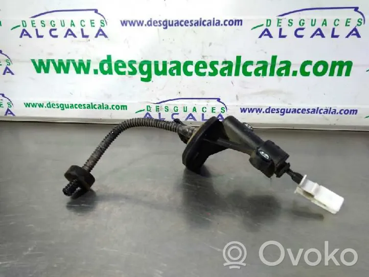 Opel Corsa D Cylindre récepteur d'embrayage 55190993