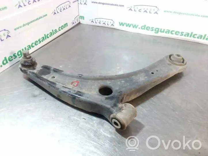 Mitsubishi Lancer X Braccio di controllo sospensione anteriore 4013A010