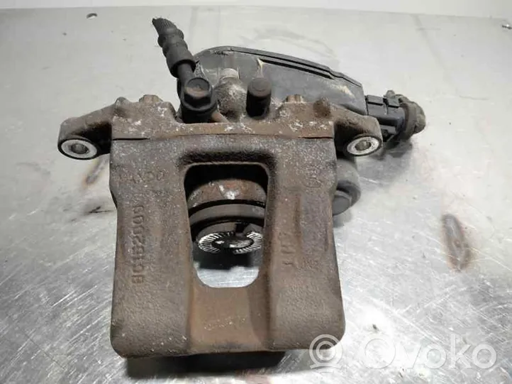 Hyundai i40 Mordaza caliper del freno trasero 