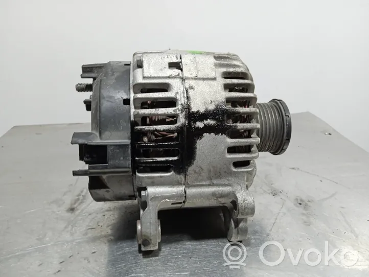 Opel Vivaro Generator/alternator 4471TG14C