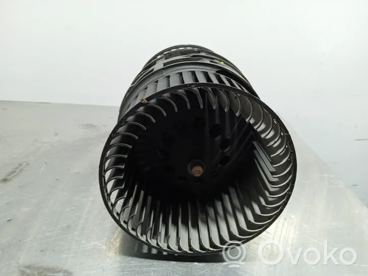 Opel Vivaro Heater fan/blower 95517544