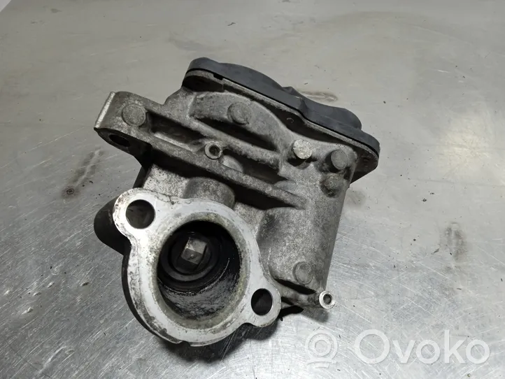 Opel Vivaro EGR valve 147102408R