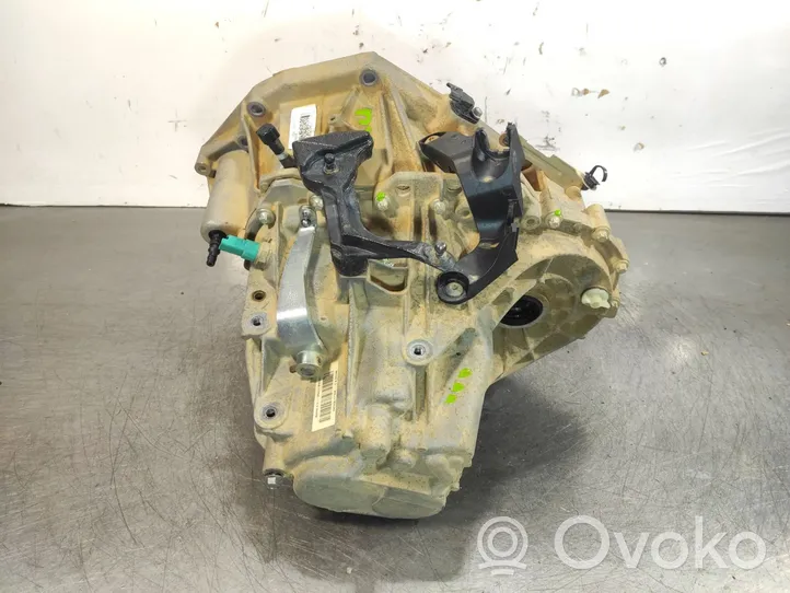 Nissan Qashqai Boîte de vitesses manuelle à 5 vitesses TL6100