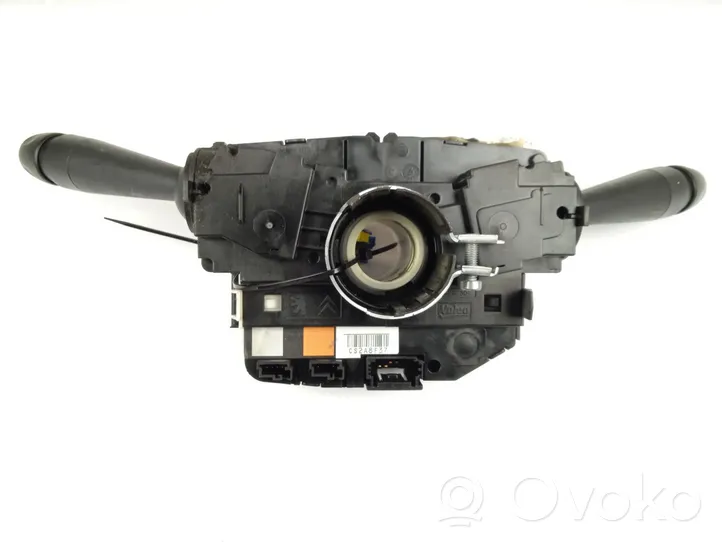 Citroen C4 Aircross Мултифункционный включатель управления / ручка 98072632ZD