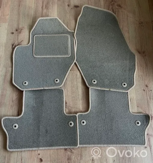 Volvo XC60 Car floor mat set 