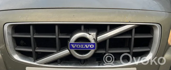 Volvo XC70 Etusäleikkö 