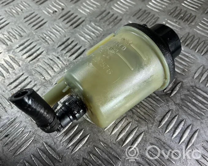 Volvo V60 Zbiornik płynu wspomagania układu kierowniczego 31302576