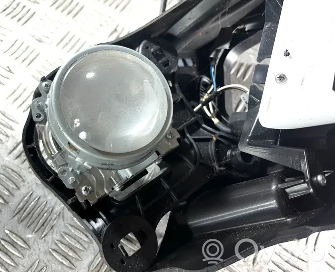 Ford Mustang VI Lampa przednia 