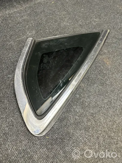 Ford Fusion II Rear side window/glass DS73F29701B