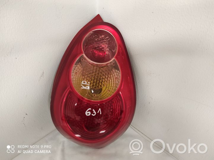 Toyota Aygo AB10 Lampa tylna 815600H020