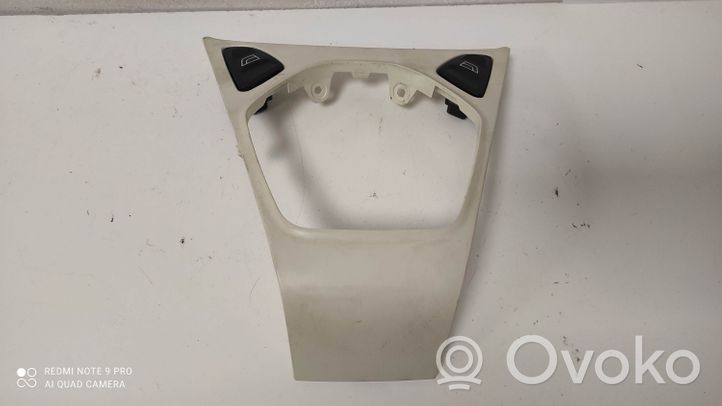 Ford Ka Kita panelės detalė 735433915