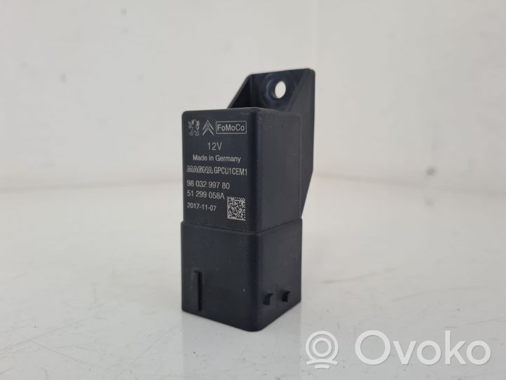 Ford Kuga II Przekaźnik / Modul układu ogrzewania wstępnego 9803299780