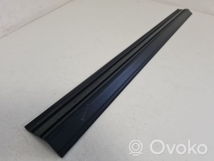 BMW 3 E46 Side skirt front trim 8252711