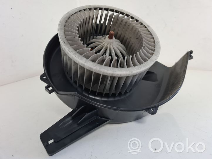 Volkswagen Polo IV 9N3 Ventola riscaldamento/ventilatore abitacolo 6Q1820015G