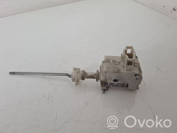 Volkswagen Polo IV 9N3 Fuel tank cap lock motor 6Q6810773C