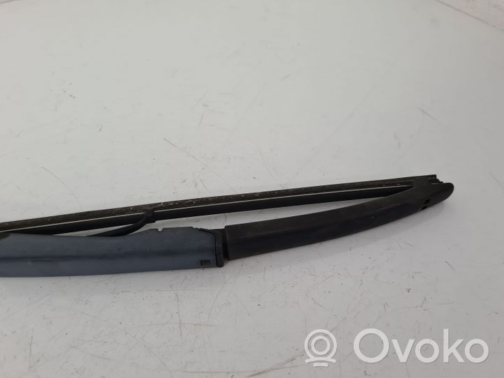 Volkswagen Fox Rear wiper blade arm 