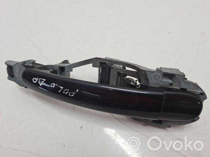 Volkswagen Polo IV 9N3 Maniglia esterna per portiera anteriore 6Q0837886